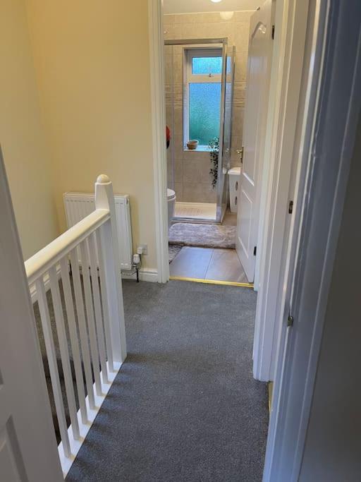 Gated Home Close To Birmingham City Centre Exteriér fotografie