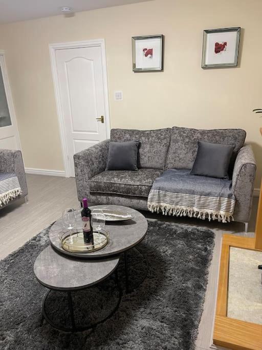 Gated Home Close To Birmingham City Centre Exteriér fotografie
